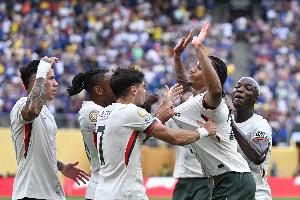 若昂-佩德罗单场非点球双响，在沃特福德和布莱顿共计179场仅2次