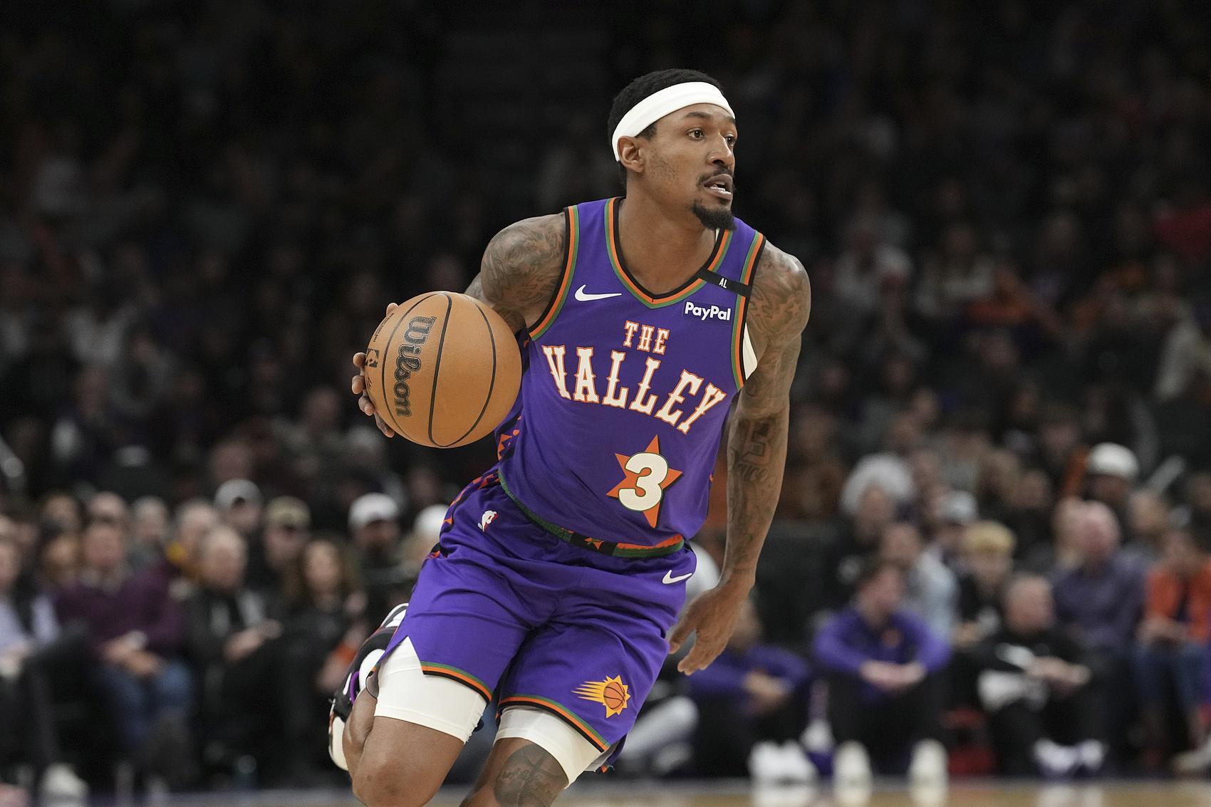 体育赛事-美记：雄鹿曾大力争取比尔加盟 热火和勇士则只能出底薪